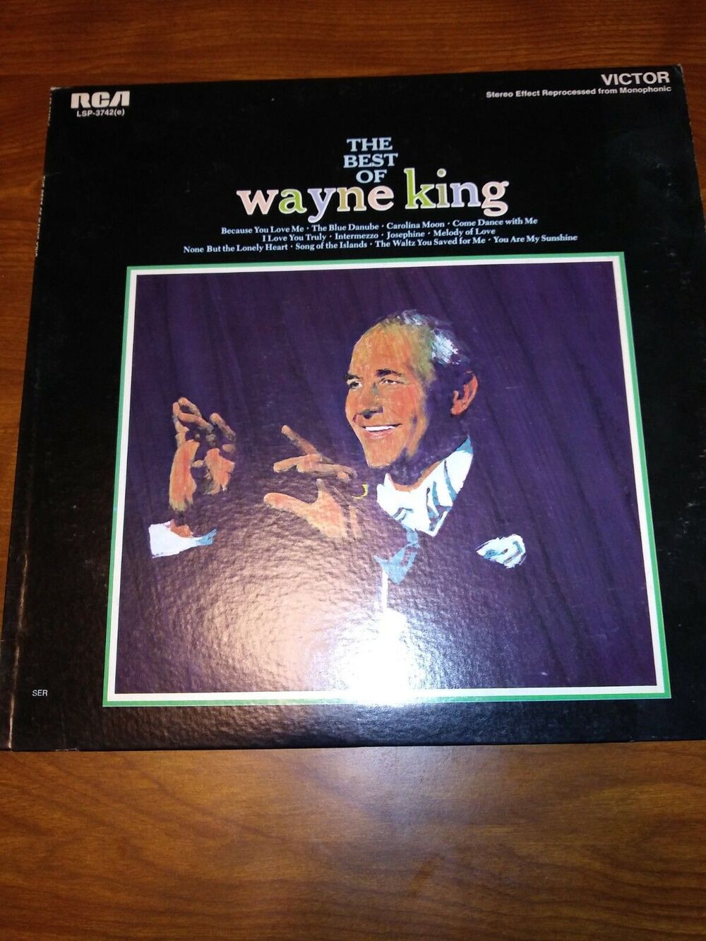 The Best of Wayne King RCA Records LSP-3742(e) Vinyl LP